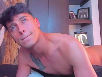 Guy_Twinks Chaturbate stream image from December 23, 2024