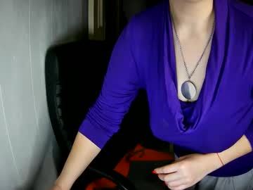 Marinettaqhot Chaturbate stream image from December 23, 2024