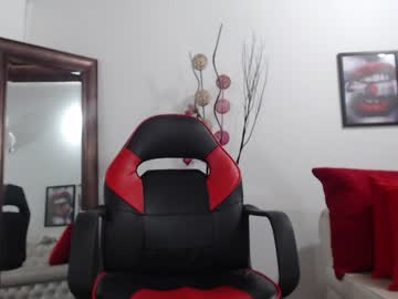 Sharon1_Brown Chaturbate stream image from December 23, 2024