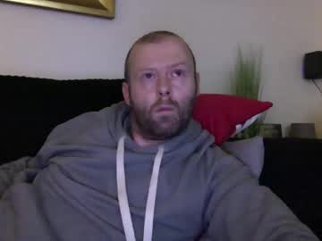 Ukmatty3 Chaturbate stream image from December 23, 2024