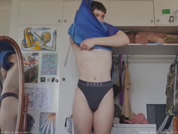 Fernydew Chaturbate stream image from December 23, 2024