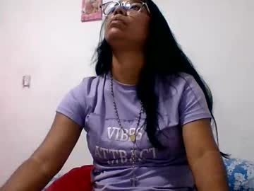 Aly826805 Chaturbate stream image from December 24, 2024