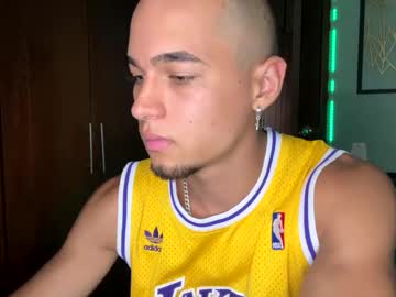 Dom_Latinmaster Chaturbate stream image from December 24, 2024