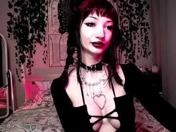 Gothdesss Chaturbate stream image from December 24, 2024