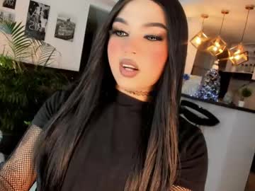 Larasit1 Chaturbate stream image from December 24, 2024