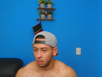 Christopher_W Chaturbate stream image from December 24, 2024