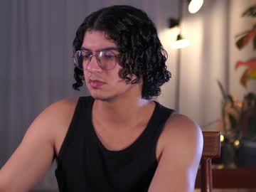 Daviidangelo Chaturbate stream image from December 24, 2024