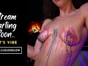 Jojodelow Chaturbate stream image from December 24, 2024