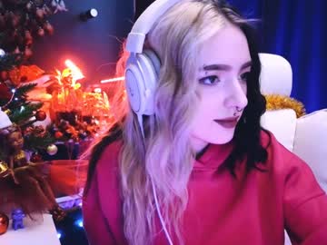Avi_Nile Chaturbate stream image from December 24, 2024