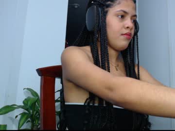 Lylii_Evans Chaturbate stream image from December 24, 2024