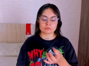 Evelyn_Candy Chaturbate stream image from December 24, 2024