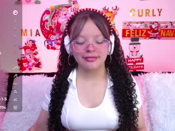 Miacurly_Lqs Chaturbate stream image from December 24, 2024