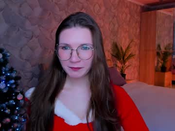Shineshyness Chaturbate stream image from December 24, 2024