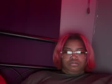 Xxbeatrice Chaturbate stream image from December 24, 2024