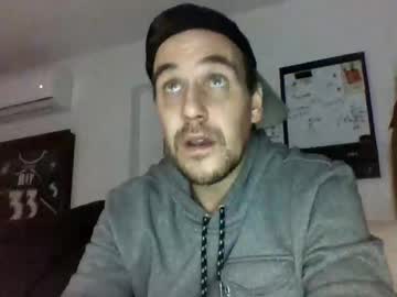 Balados32 Chaturbate stream image from December 24, 2024