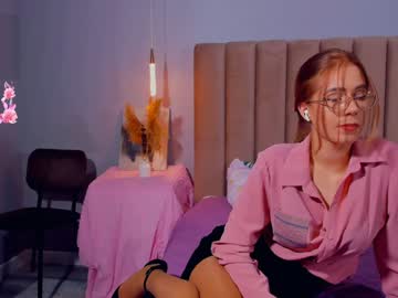 Real_Lady_ Chaturbate stream image from December 24, 2024