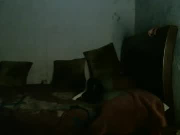 Creamtonyxxx Chaturbate stream image from December 24, 2024