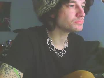 Dazedandused Chaturbate stream image from December 24, 2024