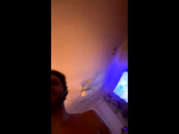 Mikeywhite123 Chaturbate stream image from December 24, 2024