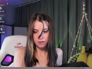 Nansycharm Chaturbate stream image from December 24, 2024