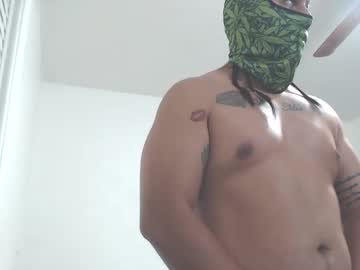 Bigchrix Chaturbate stream image from December 24, 2024