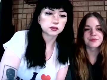 Laylakills Chaturbate stream image from December 24, 2024