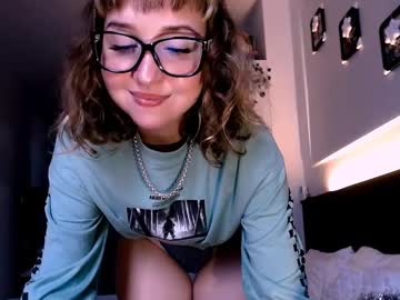 Riri_Rich Chaturbate stream image from December 24, 2024