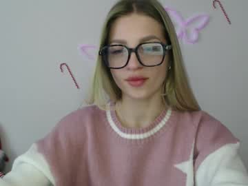 Addie_Collins stream image from December 24, 2024
