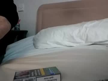 Iamjamoboy Chaturbate stream image from December 24, 2024