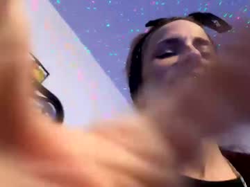Sexybitch1124918 Chaturbate stream image from December 24, 2024