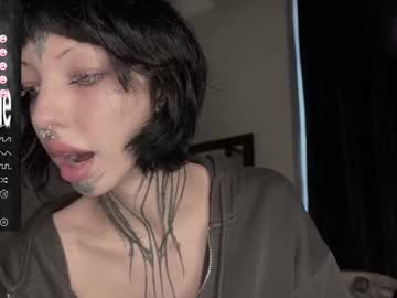 Nananevaeragain Chaturbate stream image from December 24, 2024