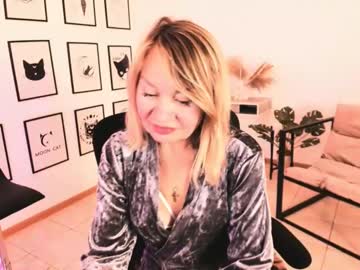 Rosalindafortuna Chaturbate stream image from December 24, 2024