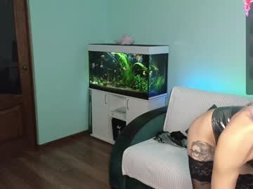 Su4e4ka555 Chaturbate stream image from December 24, 2024