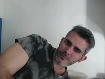 C0llinfarrell Chaturbate stream image from December 24, 2024