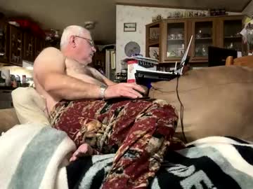 Puffynipples62 Chaturbate stream image from December 24, 2024