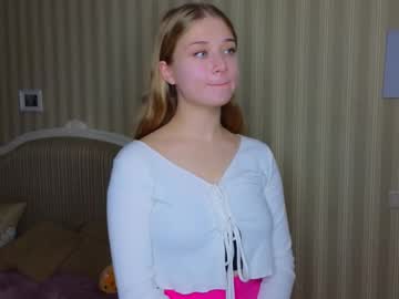 U_Wild_Flower Chaturbate stream image from December 24, 2024
