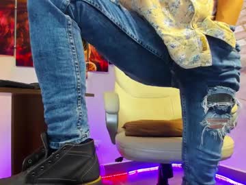 Alessandro__Wye Chaturbate stream image from December 24, 2024