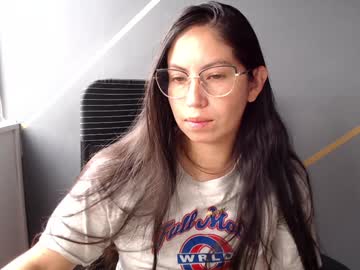 Katybelladonna Chaturbate stream image from December 24, 2024
