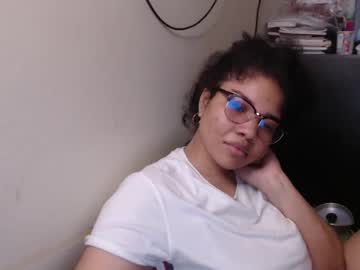 Madelene8 Chaturbate stream image from December 24, 2024