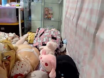 June999bunny Chaturbate stream image from December 24, 2024