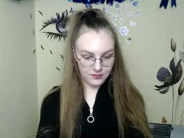 Raspberry0101 Chaturbate stream image from December 24, 2024