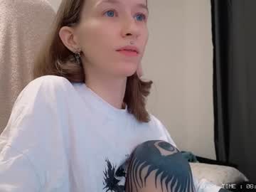 Fran_Bow Chaturbate stream image from December 24, 2024