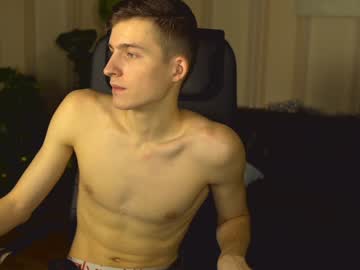 Kevin_Dickinson Chaturbate stream image from December 24, 2024