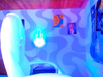 Naaoomi Chaturbate stream image from December 24, 2024