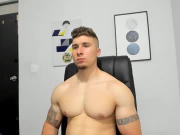 Lyonel15 Chaturbate stream image from December 24, 2024