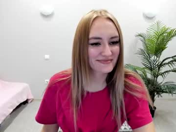 Shy_Miaa Chaturbate stream image from December 24, 2024