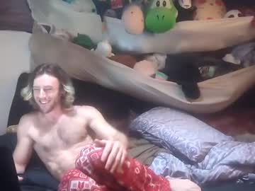 Jarethgray Chaturbate stream image from December 24, 2024