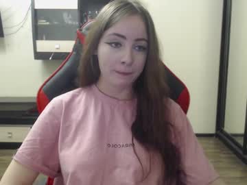 Laralianna Chaturbate stream image from December 24, 2024