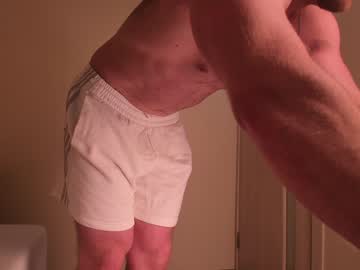 Brucewilsonn Chaturbate stream image from December 24, 2024