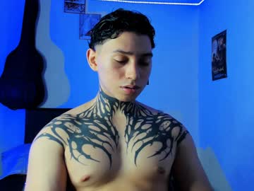 Alessandro_Wolf Chaturbate stream image from December 24, 2024